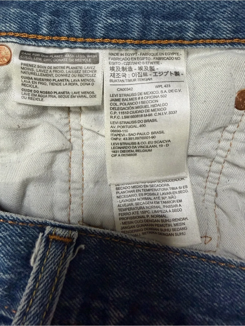 LEVI'S - Men’s 501 Jeans Vintage w/ Button Fly 38x 29 Adult | Made in Egypt